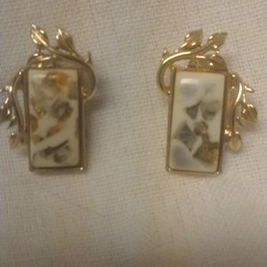 Vintage Coro Confetti Lucite Earrings Gold Flakes Themoset White Lucite Stones